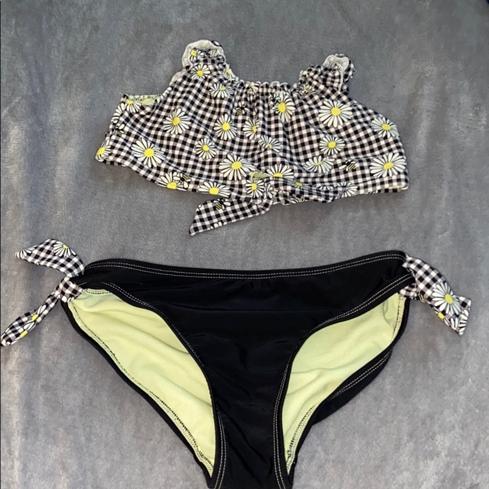 kids swimsuit